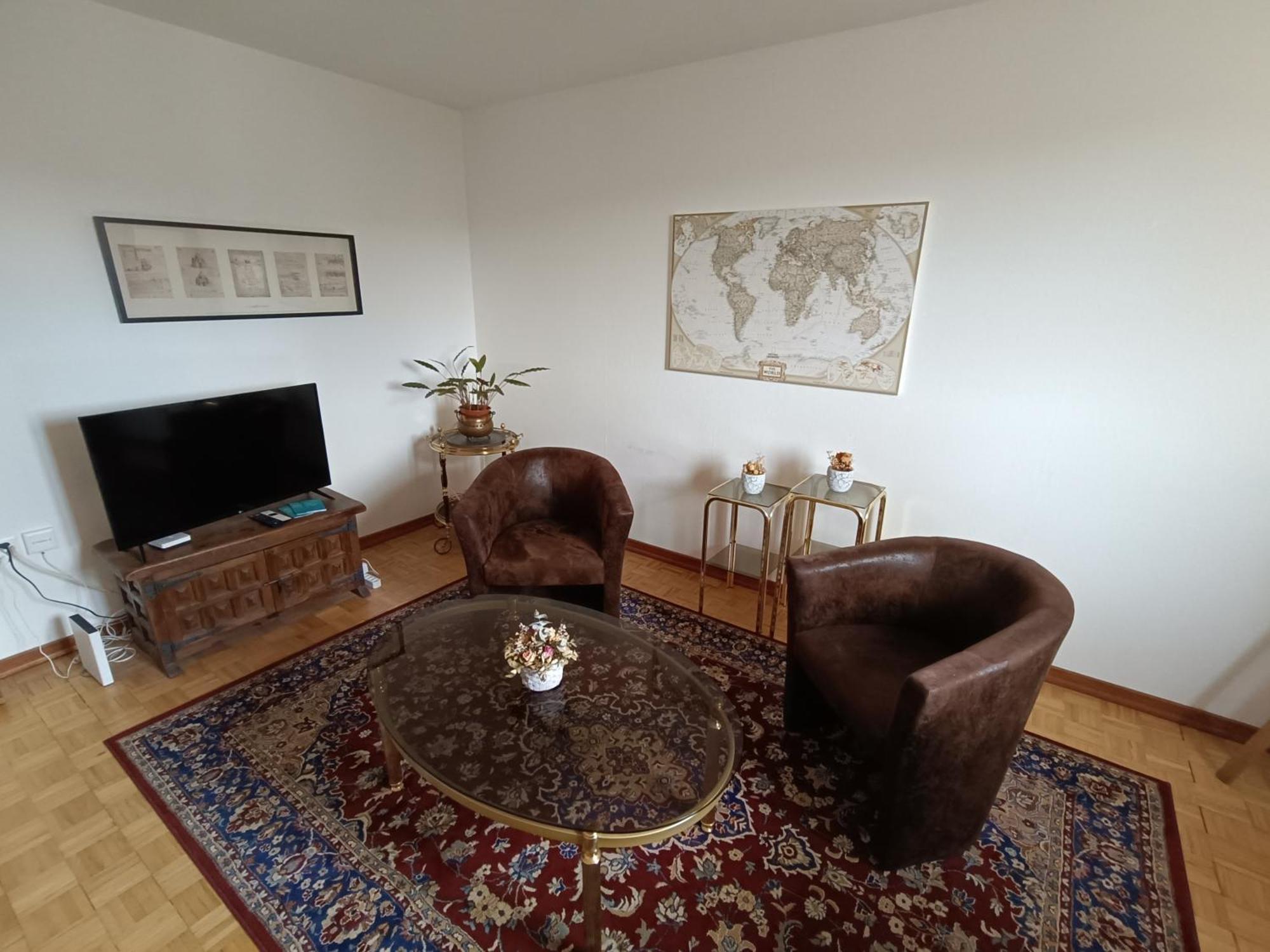 Helvetia 2 Zimmer Apartment Mit Parkplatz Zürih Dış mekan fotoğraf
